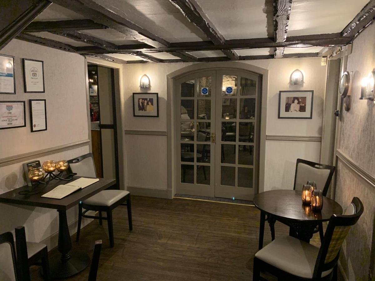 Lion And Unicorn Hotel Thornhill  Εξωτερικό φωτογραφία
