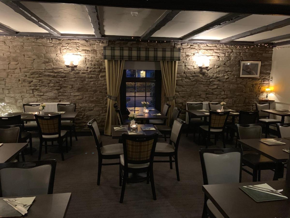 Lion And Unicorn Hotel Thornhill  Εξωτερικό φωτογραφία
